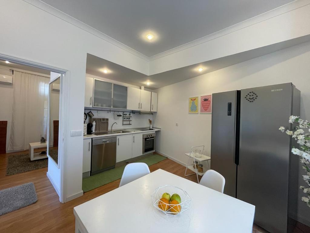 Burgaes II Apartment Porto